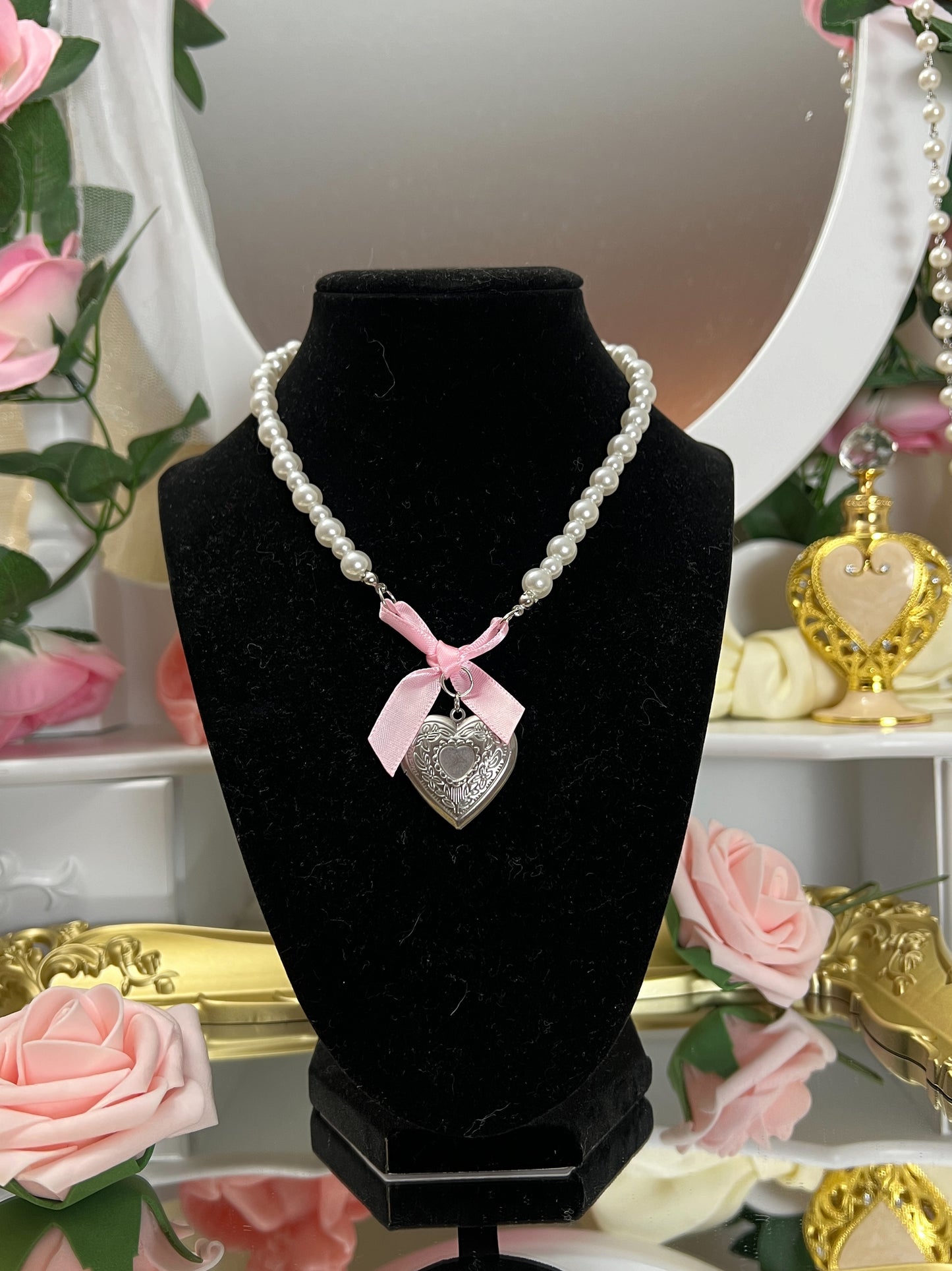 The Lottie Locket Necklace