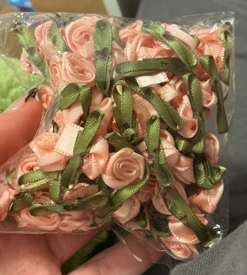 Mini Rose Hair Charms (100pc)